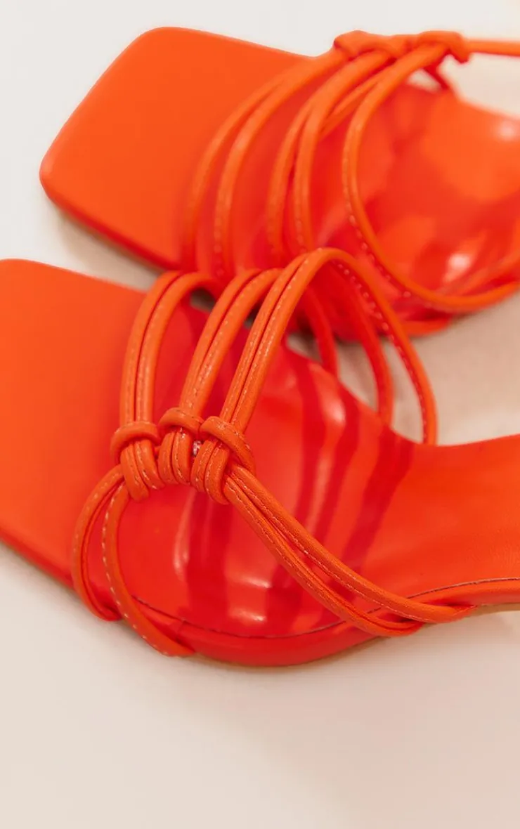 PrettyLittleThing Wide Fit Heels*PU Square Toe Wide Fit Side Knot Detail Mid Flared Heeled Sandals