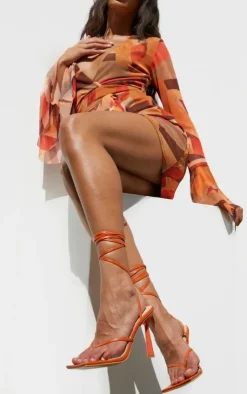 PrettyLittleThing High Heels*PU Toe Thong Lace Up Circle Heeled Sandals