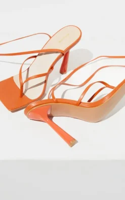 PrettyLittleThing High Heels*PU Toe Thong Lace Up Circle Heeled Sandals