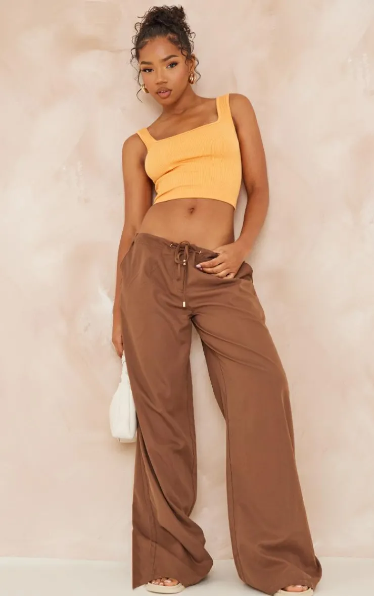 PrettyLittleThing Snatched*Structured Snatched Rib Square Neck Top