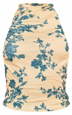 Outlet PrettyLittleThing Floral Print Soft Touch Ruched Halterneck Top Pale Yellow