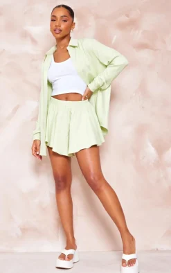 Sale PrettyLittleThing Woven Floaty Shorts Pastel Green