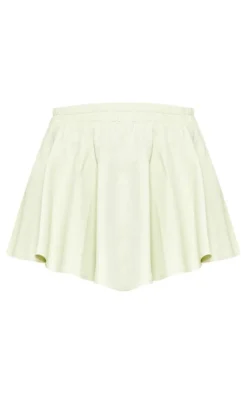 Sale PrettyLittleThing Woven Floaty Shorts Pastel Green