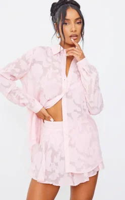 New PrettyLittleThing Sheer Floral Textured Floaty Shorts Pastel Pink