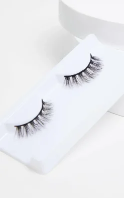 PrettyLittleThing False Eyelashes*Peaches & Cream NO 28 False Eyelashes