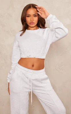 Hot PrettyLittleThing Petite Crop Elasticated Sweat Top Ash Grey