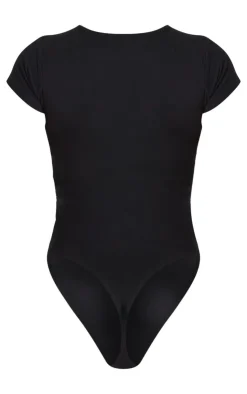 PrettyLittleThing Basic Tops*Petite Basic Cotton Blend Fitted Short Sleeve Bodysuit