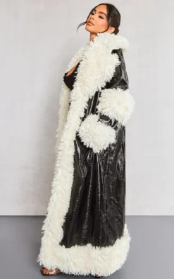 PrettyLittleThing Winter Coats & Jackets*Petite Borg Trim Midi Coat