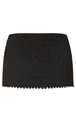 New PrettyLittleThing Petite Broderie Trim Detail Low Waist Mini Skirt Black