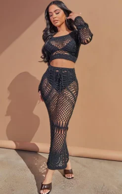 Best PrettyLittleThing Petite Crochet Long Sleeve Crop Top Black