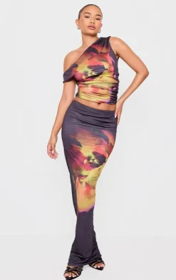 Outlet PrettyLittleThing Petite Double Slinky Flower Print Asymmetric Top Black