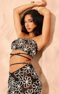 Online PrettyLittleThing Petite Embroidered Flower Bandeau Top Black