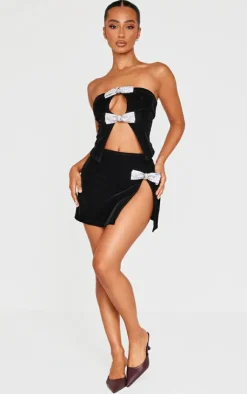 Discount PrettyLittleThing Petite Velvet Diamante Bow Detail Split Mini Skirt Black