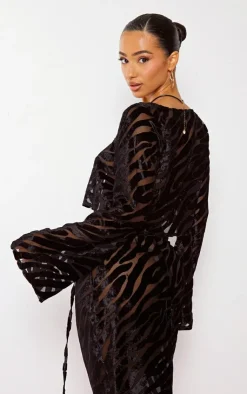 Clearance PrettyLittleThing Petite Zebra Print Devore Button Front Crop Top Black