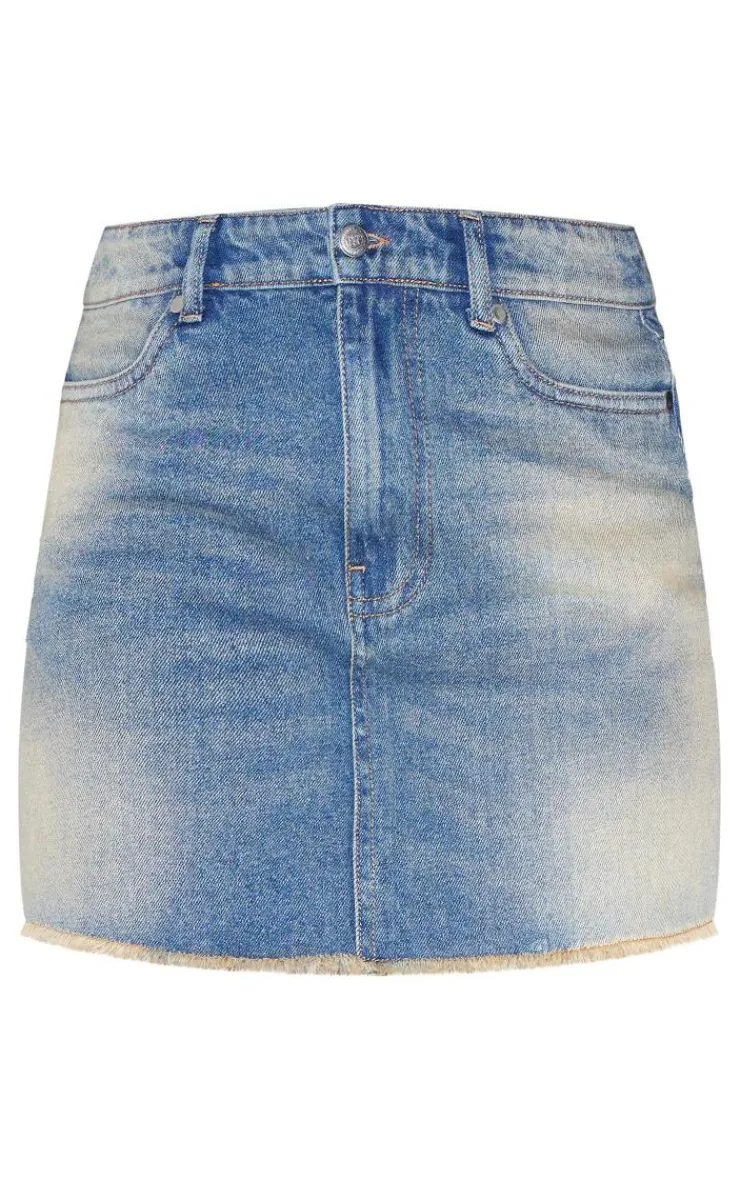 New PrettyLittleThing Petite Frayed Hem Mini Skirt Blue