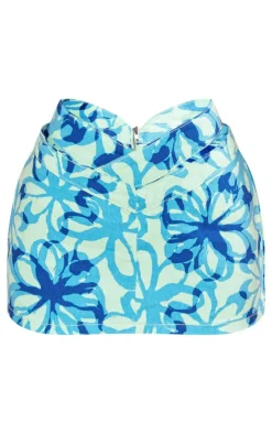 PrettyLittleThing Petite Printed Denim Dipped Hem Mini Skirt Blue