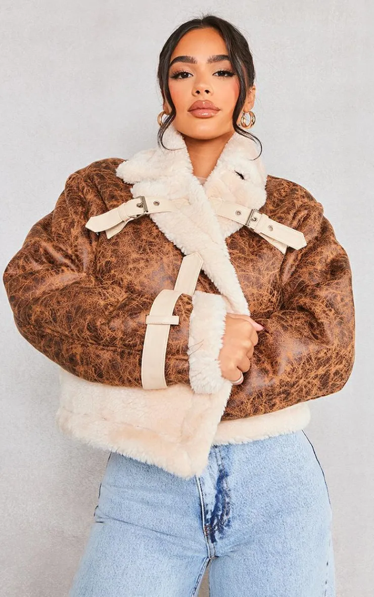 PrettyLittleThing Aviator Jackets*Petite Borg & Distressed PU Aviator Jacket
