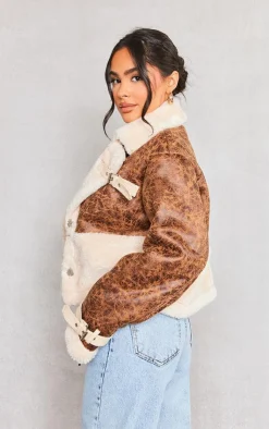 PrettyLittleThing Aviator Jackets*Petite Borg & Distressed PU Aviator Jacket
