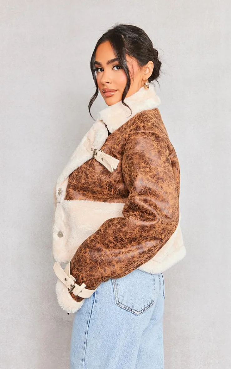PrettyLittleThing Aviator Jackets*Petite Borg & Distressed PU Aviator Jacket