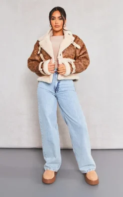 PrettyLittleThing Aviator Jackets*Petite Borg & Distressed PU Aviator Jacket