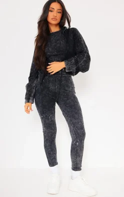 New PrettyLittleThing Petite Acid Wash Zip Up Cropped Hoodie Charcoal