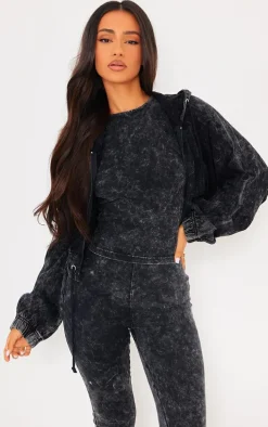 New PrettyLittleThing Petite Acid Wash Zip Up Cropped Hoodie Charcoal