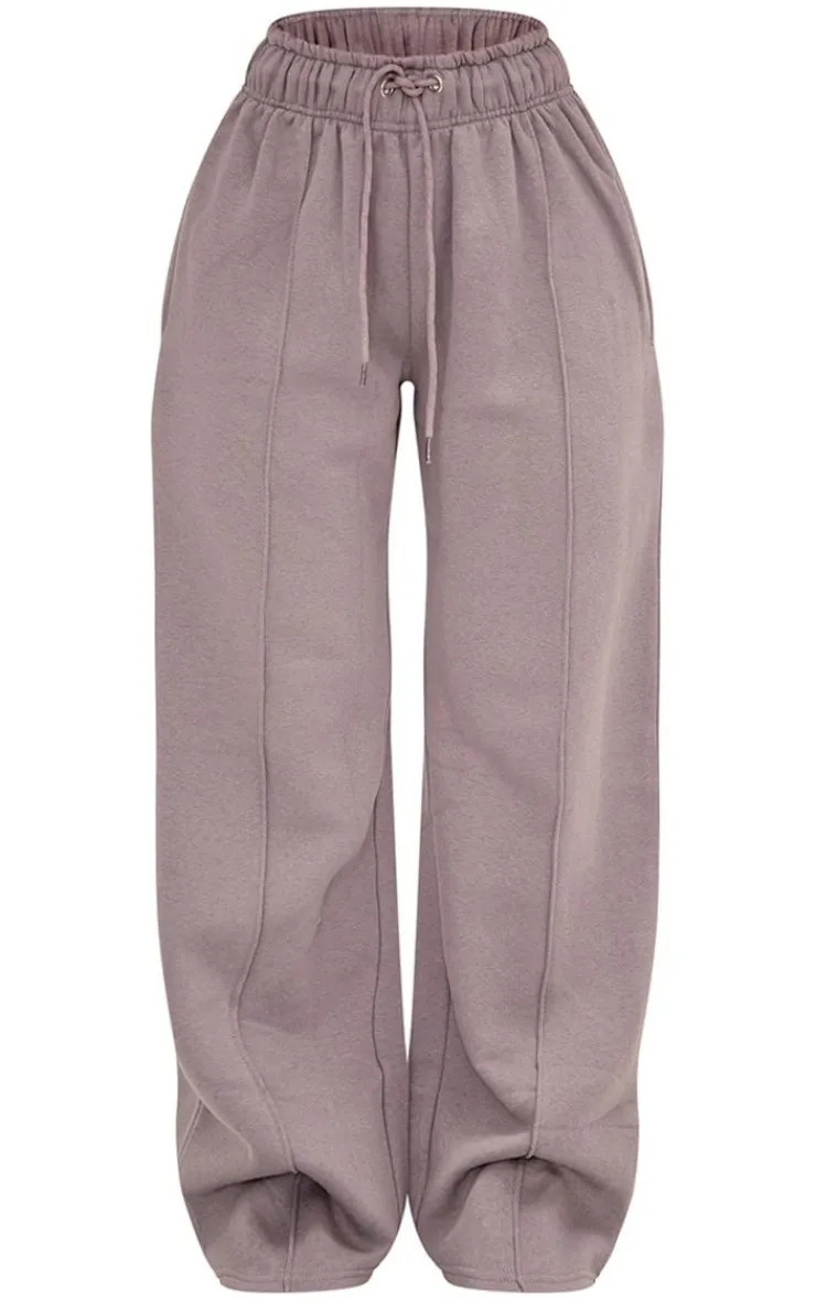 Best PrettyLittleThing Petite Seam Detail Straight Leg Sweatpants Charcoal