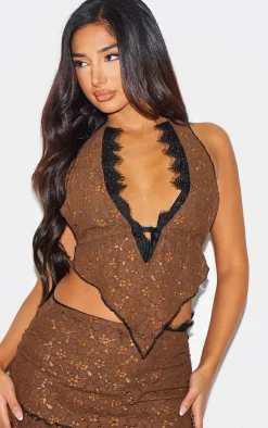 Online PrettyLittleThing Petite Lace Halterneck Top Chocolate