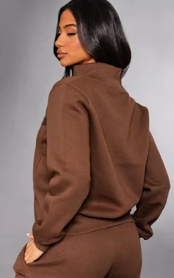 Discount PrettyLittleThing Petite Seam Detail Zip Through Track Top Chocolate