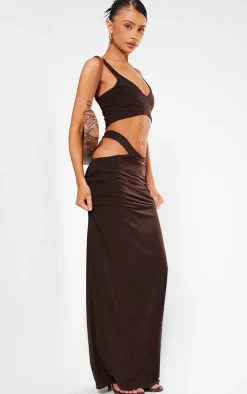 New PrettyLittleThing Petite Slinky Cut Out Waistband Maxi Skirt Chocolate