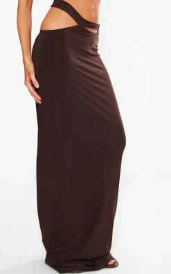 New PrettyLittleThing Petite Slinky Cut Out Waistband Maxi Skirt Chocolate