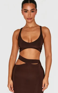 Outlet PrettyLittleThing Petite Slinky Strappy Crop Top Chocolate