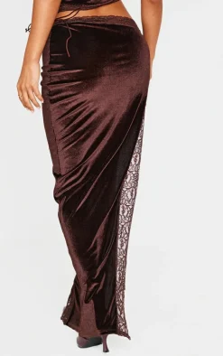 Hot PrettyLittleThing Petite Velvet Lace Trim Detail Maxi Skirt Chocolate