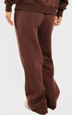 New PrettyLittleThing Petite Seam Detail Straight Leg Sweatpants Coffee