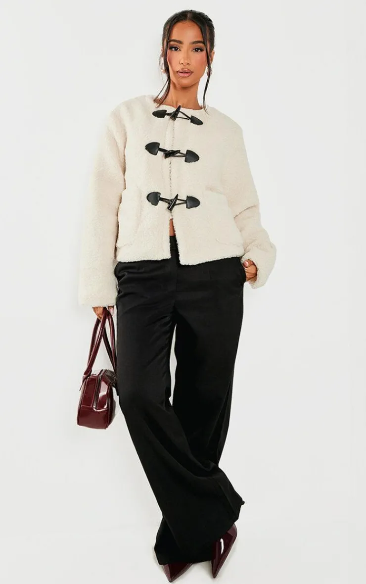 PrettyLittleThing Winter Coats & Jackets*Petite Borg Longline Clasp Detail Jacket