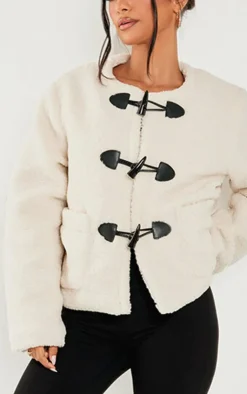 PrettyLittleThing Winter Coats & Jackets*Petite Borg Longline Clasp Detail Jacket