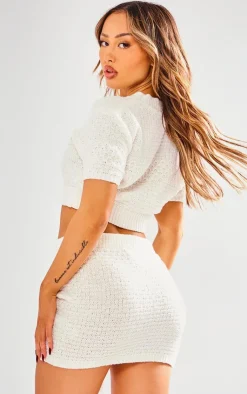Clearance PrettyLittleThing Petite Boucle Cap Sleeve Crop Top Cream