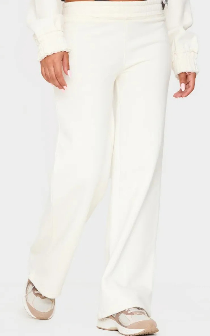 Discount PrettyLittleThing Petite Contrast Detail Straight Leg Sweatpants Cream