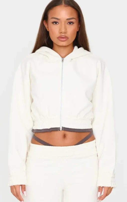 New PrettyLittleThing Petite Contrast Detail Cropped Zip Up Hoodie Cream