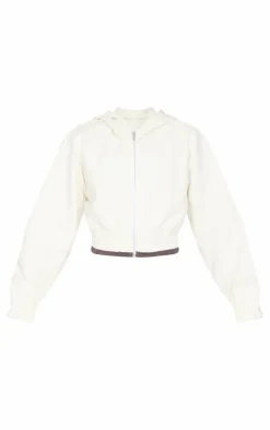 New PrettyLittleThing Petite Contrast Detail Cropped Zip Up Hoodie Cream