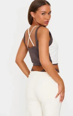 New PrettyLittleThing Petite Contrast Detail Crop Top Cream