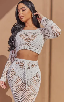 PrettyLittleThing Petite Crochet Long Sleeve Crop Top Cream