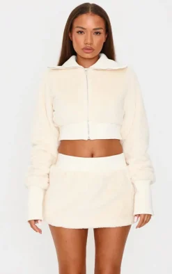 Clearance PrettyLittleThing Petite Cropped Zip Up Faux Fur Jacket Cream