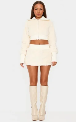 Clearance PrettyLittleThing Petite Cropped Zip Up Faux Fur Jacket Cream