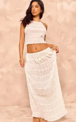 Hot PrettyLittleThing Petite Halterneck Open Back Chiffon Top Cream