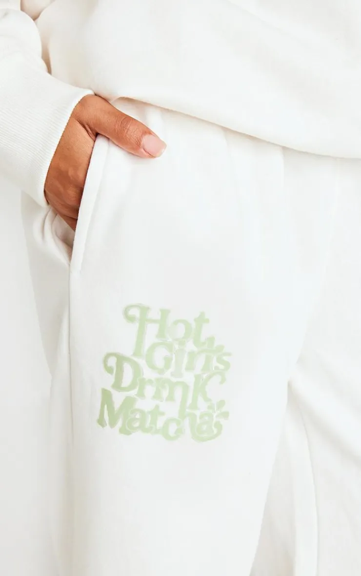 Best PrettyLittleThing Petite Matcha Graphic Sweatpants Cream