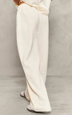 Discount PrettyLittleThing Petite Oversized Wide Leg Sweatpants Cream