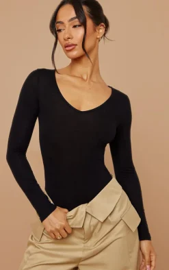 PrettyLittleThing Basic Tops*Petite Domineca Basic V Neck Bodysuit