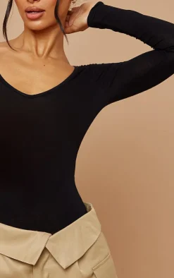PrettyLittleThing Basic Tops*Petite Domineca Basic V Neck Bodysuit