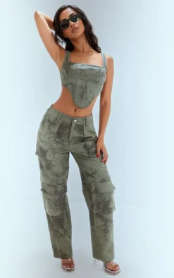 New PrettyLittleThing Petite Acid Wash Pocket Detail Cargos Green
